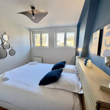 Vue Cathedrale, Beffroi, Netflix En Hyper Centre * أميا