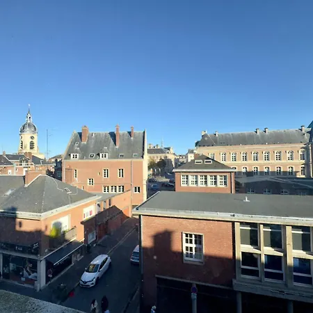 Vue Cathédrale, Beffroi, Netflix En Hyper Centre
